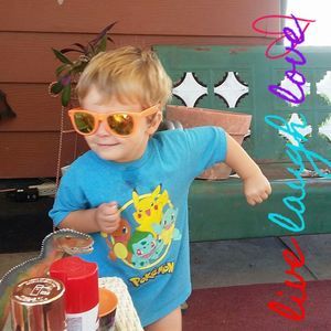 Meet your Posher, Lorie